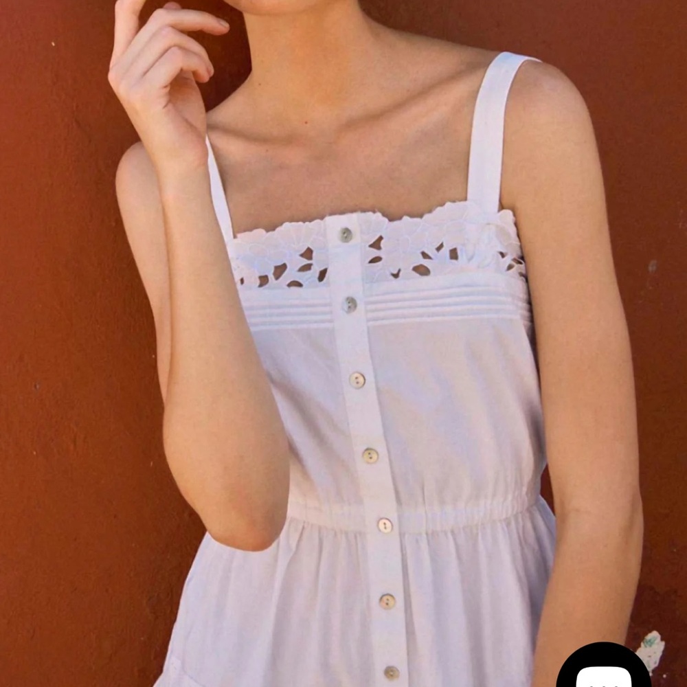 Hunter Bell- Elegant White Lace Trim Dress - Picture 2 of 8
